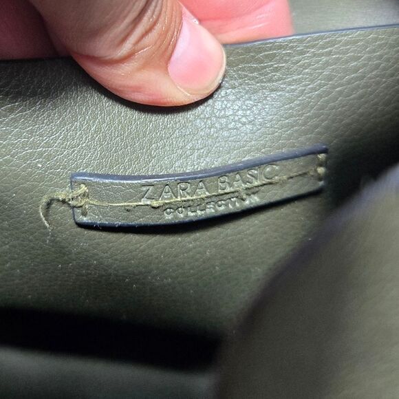 Zara Basic Green Bucket Bag Faux Leather - Picture 13 of 16